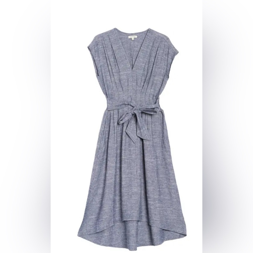 Max Studio V-neck Waist Tie Dress